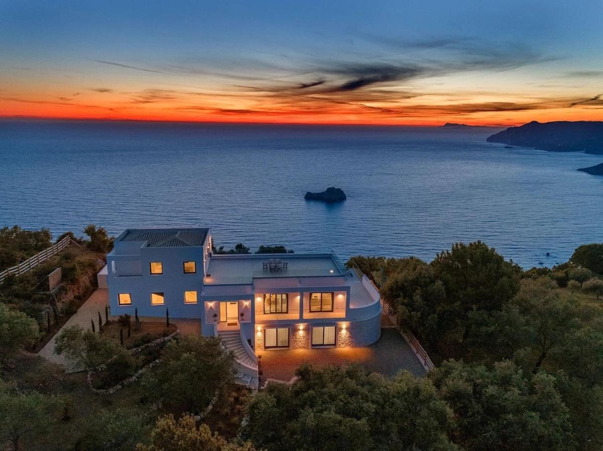 Clifftop Giannades