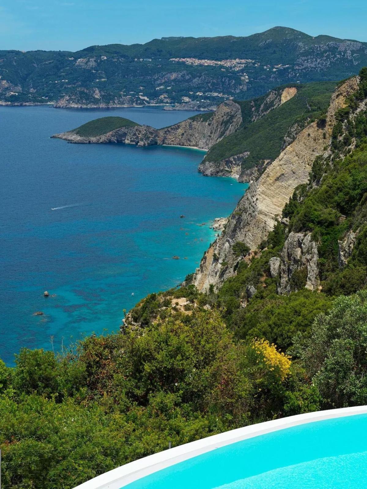 Villa Clifftop
